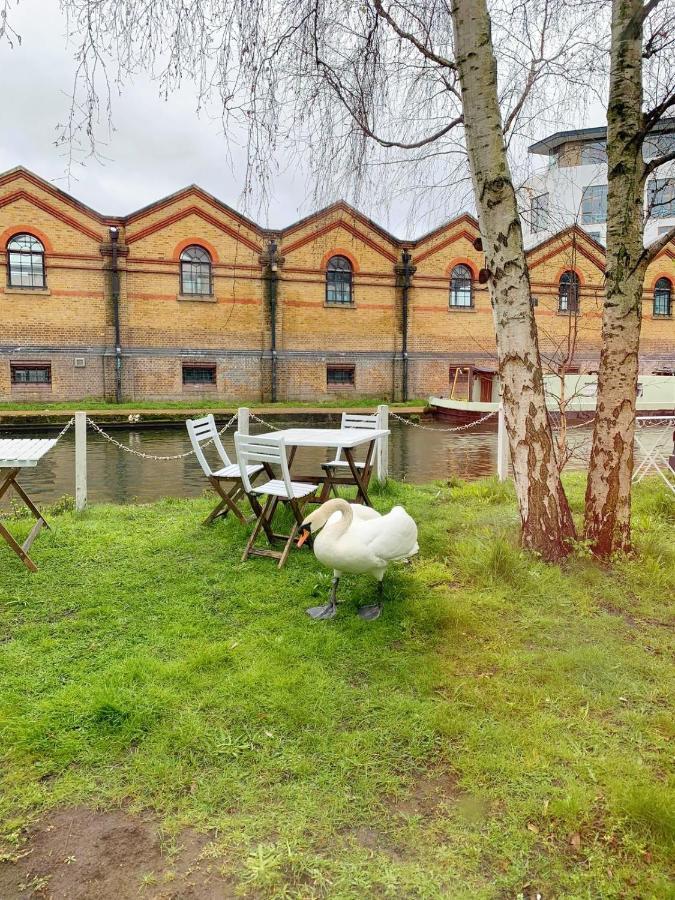 Portobello Dock Canalside Apartment لندن المظهر الخارجي الصورة