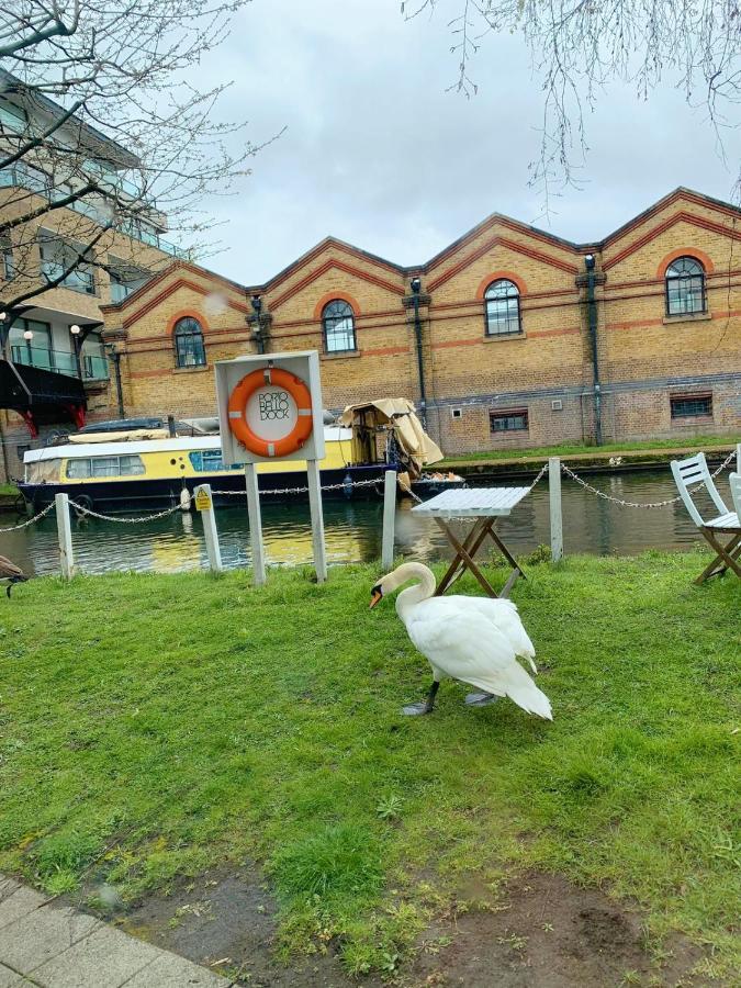 Portobello Dock Canalside Apartment لندن المظهر الخارجي الصورة